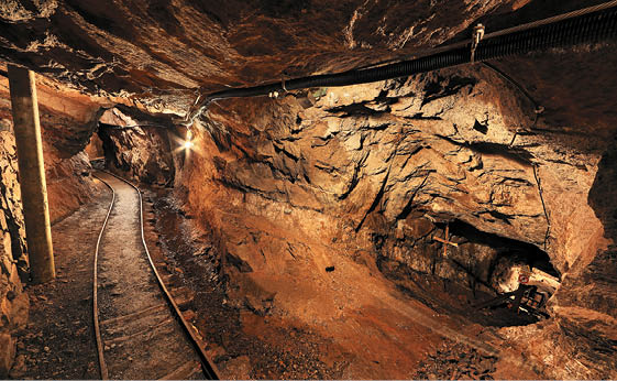 Kniha “PLZE - Libor Sv  ek" - vyd n  2., rok 2015 Photographer: Libor Svacek; box@fotosvacek.cz; Mobile: +420 602428001; 