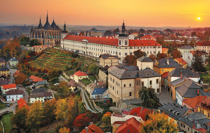 Kniha “ esk republika 2020 - Libor Sv  ek" - vyd n  1., rok 2020