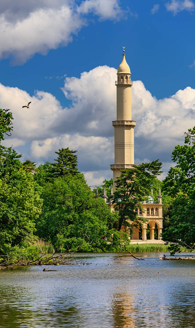 Kniha “MORAVA BEST - Libor Sv ek" - 1. vyd n  2018/2019 Photographer: Libor Svacek; box@fotosvacek.cz; Mobile: +420 602428001; 