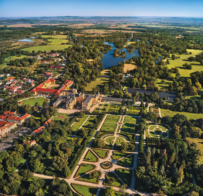 Kniha “ esk republika 2020 - Libor Sv  ek" - vyd n  1., rok 2020