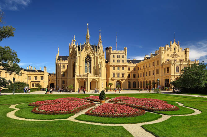 Kniha “MORAVA BEST - Libor Sv ek" - 1. vyd n  2018/2019 Photographer: Libor Svacek; box@fotosvacek.cz; Mobile: +420 602428001; 