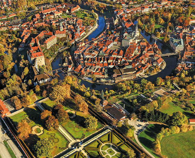 Kniha “PLZE - Libor Sv  ek" - vyd n  2., rok 2015 Photographer: Libor Svacek; box@fotosvacek.cz; Mobile: +420 602428001; 