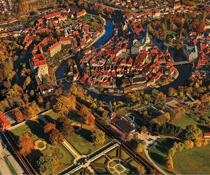 Kniha “PLZE - Libor Sv  ek" - vyd n  2., rok 2015 Photographer: Libor Svacek; box@fotosvacek.cz; Mobile: +420 602428001; 