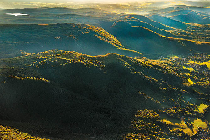 Kniha “UNESCO - Libor Sv ek" - dotisk.rok 2022 Photographer: Libor Svacek; box@fotosvacek.cz; Mobile: +420 602428001; 