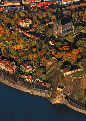 Kniha “PRAHA LETECKA - Libor Sv ek" - vyd n  1., rok 2013 Photographer: Libor Svacek; box@fotosvacek.cz; Mobile: +420 602428001; 