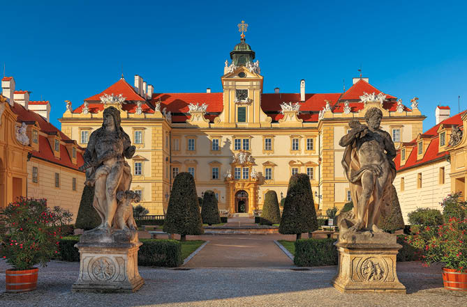 Kniha “ esk republika 2020 - Libor Sv  ek" - vyd n  1., rok 2020