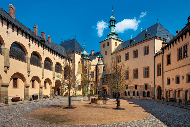 Kniha “PLZE - Libor Sv  ek" - vyd n  2., rok 2015 Photographer: Libor Svacek; box@fotosvacek.cz; Mobile: +420 602428001; 