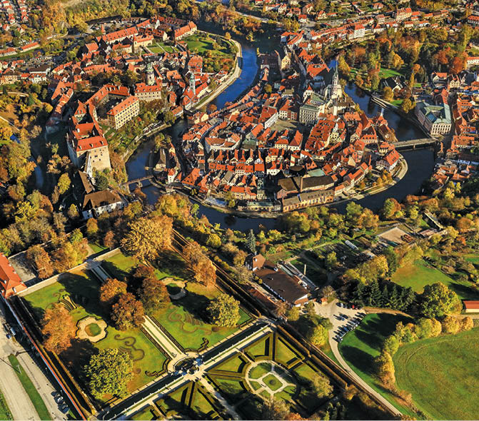 Kniha “PLZE - Libor Sv  ek" - vyd n  2., rok 2015 Photographer: Libor Svacek; box@fotosvacek.cz; Mobile: +420 602428001; 