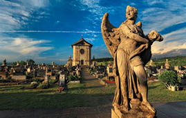 Kniha “Jizni Morava - Libor Svacek" - vydani 1., rok 2011 Photographer: Libor Svacek; box@fotosvacek.cz; Mobile: +420 602428001; 